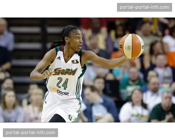 特写：西雅图风暴社区关怀项目，为当地女篮青少年举办训练营